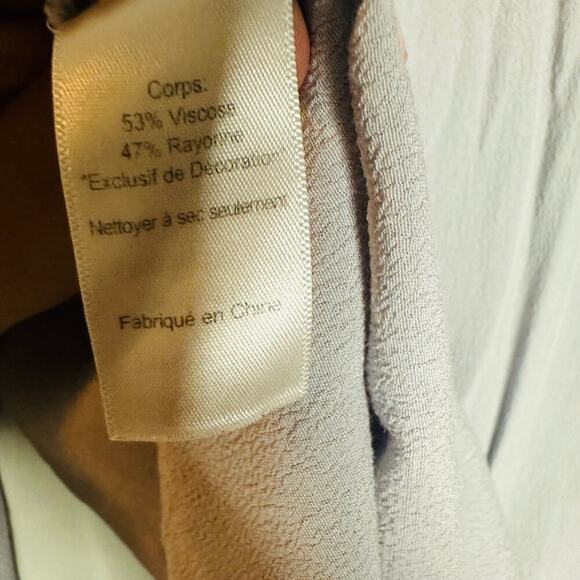 ASTR the Label Pale Grey Tie at Neck Wrist Ties Tassle Blouse Size Small - Picture 12 of 12